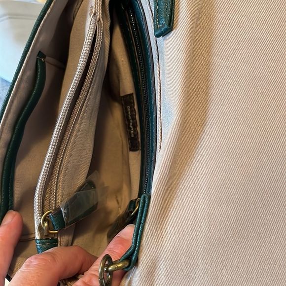 Denver Hayes Green Purse New but no tags - Picture 7 of 11